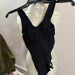 Yitty Shapewear M/L